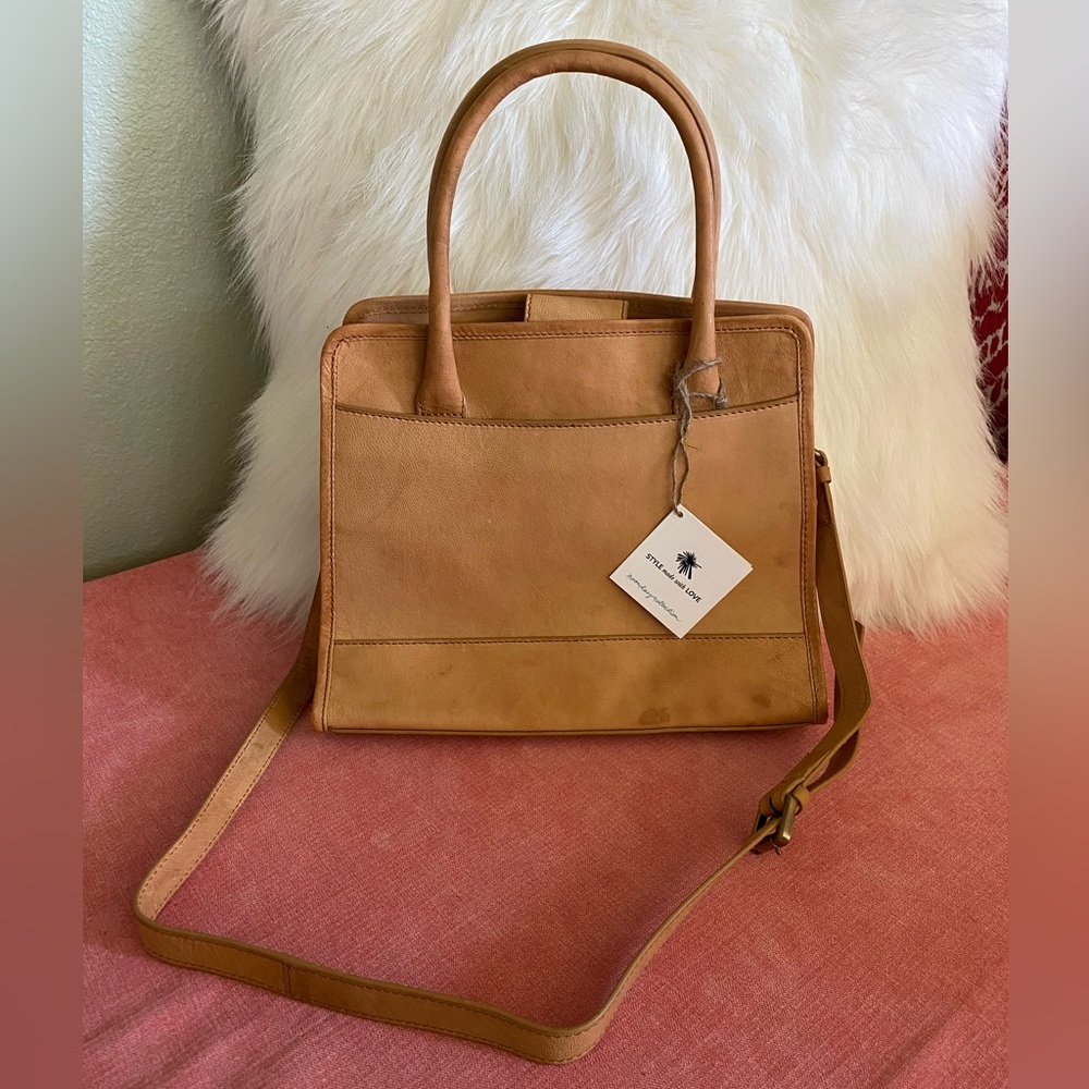 Noonday Collection Bravo bag. NWT